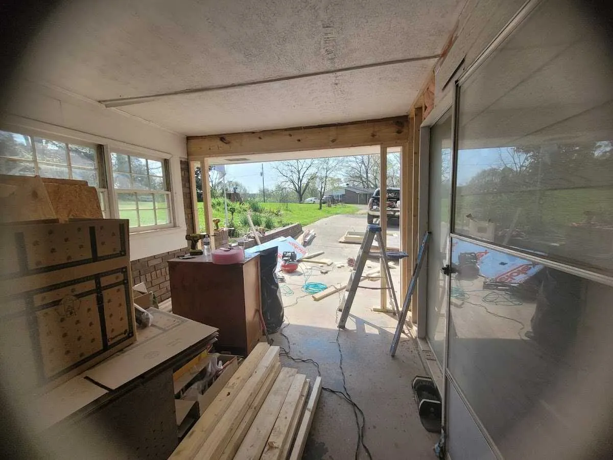 Air movers and dehumidifier for Drying & Dehumidification in Oakdale